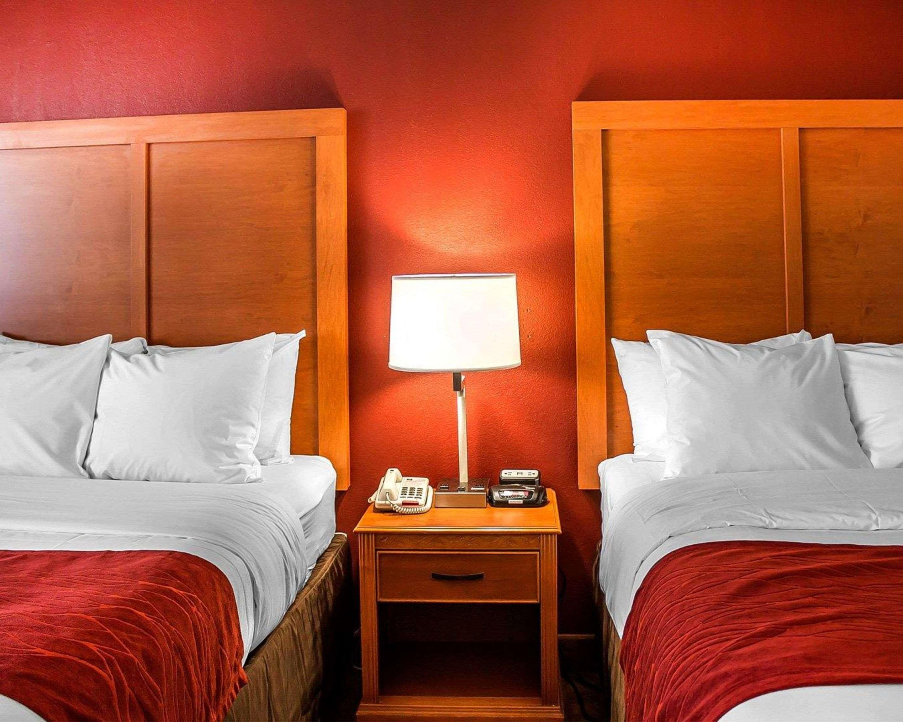 Quality Inn Lima Bagian luar foto
