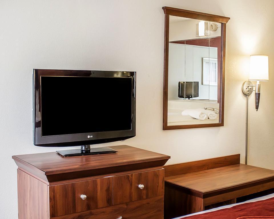 Quality Inn Lima Bagian luar foto