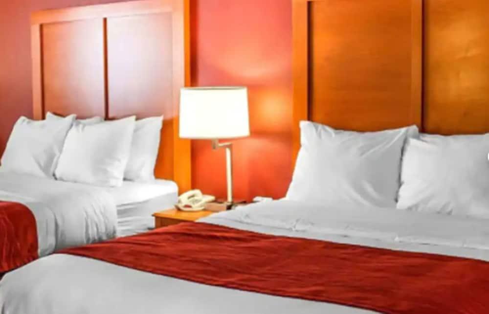 Quality Inn Lima Bagian luar foto