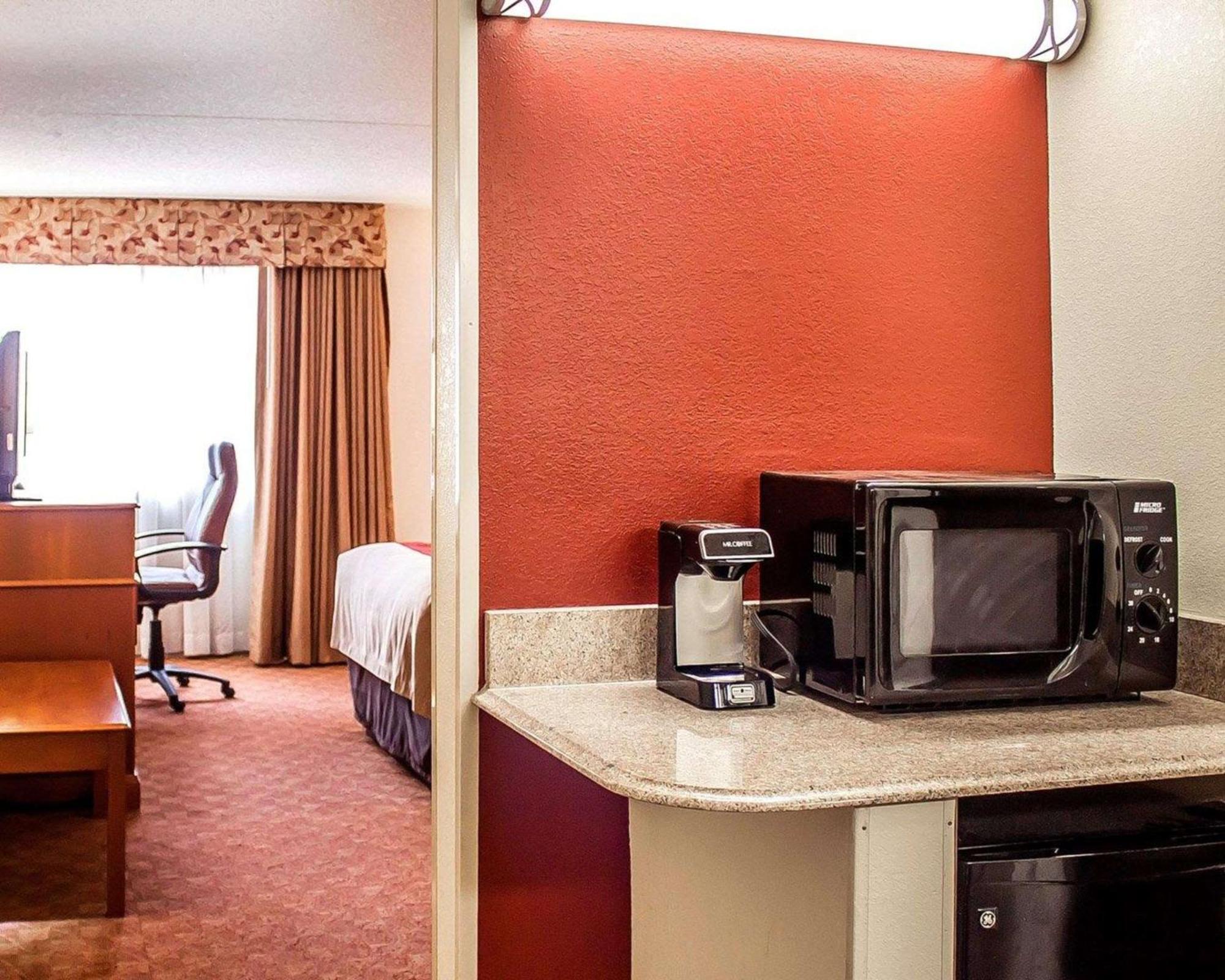 Quality Inn Lima Bagian luar foto